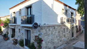 Mira House